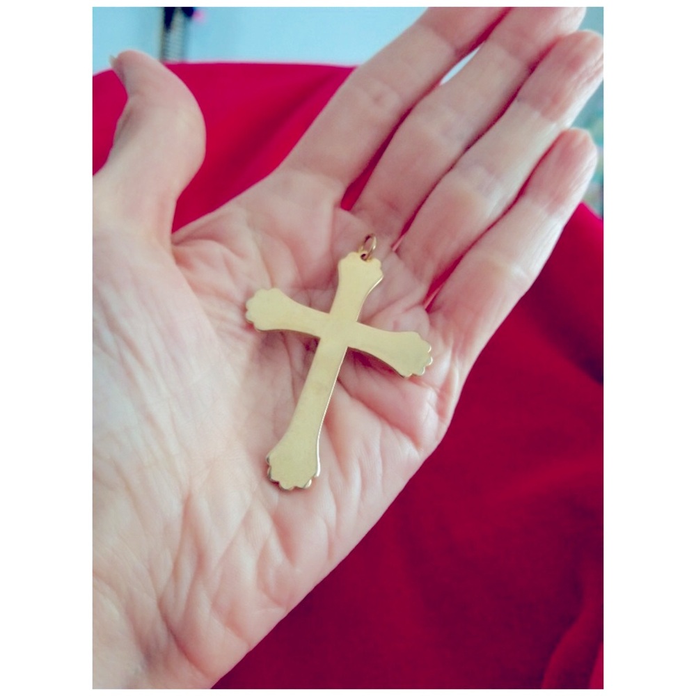 Vintage Large Gold Tone Metal Cross Crucifix Religious Pendant